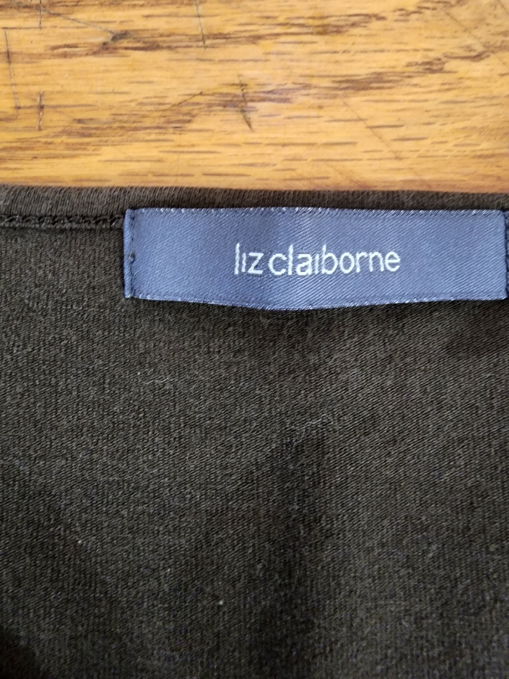 Liz Claiborne Brown Short-Sleeve Tee with Crochet Medallion - Picture 4 of 5